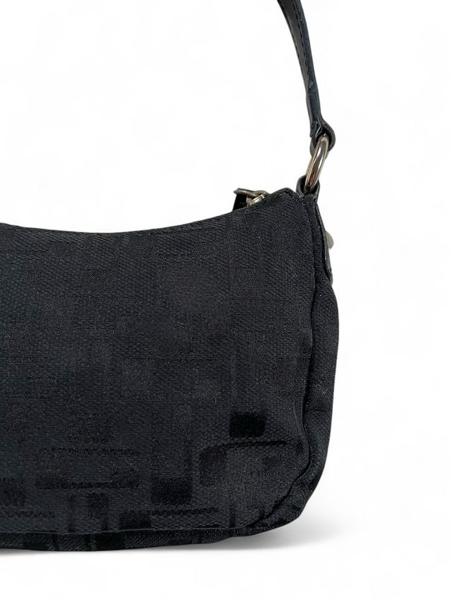 Borsa GUESS nera Y2K vintage mini baguette