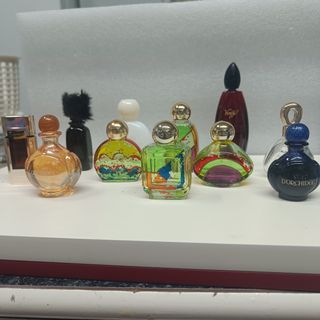 Bottiglie di profumo vuote.  2€ per unità