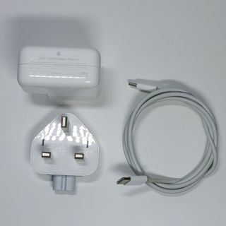 Cargador USB-C Apple 30W