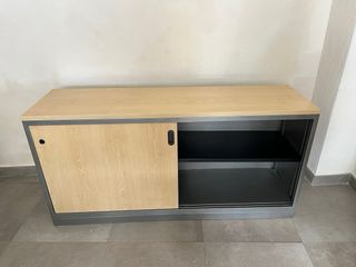 Armario bajo de oficina