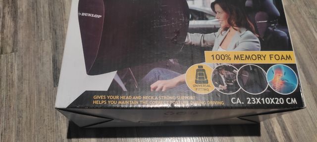 Reposa cabeza y cuello de coche