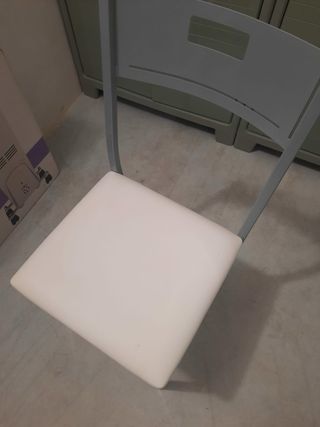 Mesa cristal cocina y 4 sillas 