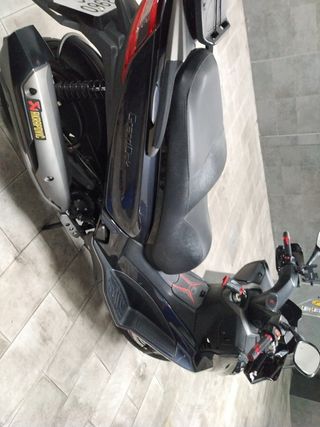 Kymco grand dink 300