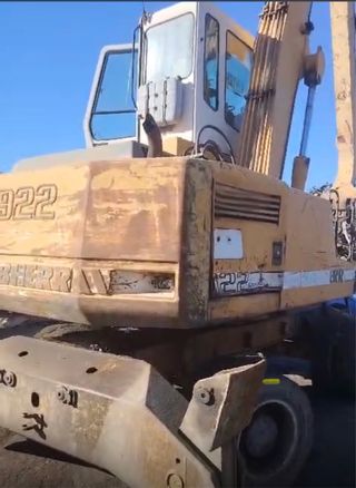 Maquina manipuladora liebehrr a922