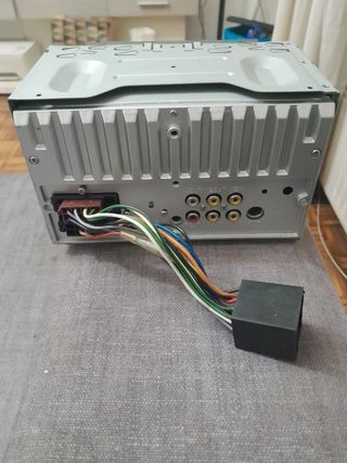 Se vende radio Bluetooth táctil