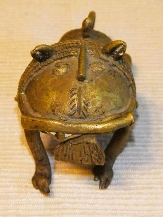 FIGURA DE LEÓN, ARTE ÉTNICO AFRICANO