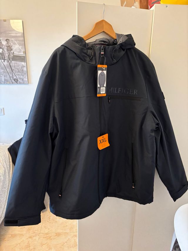 Chaqueta Tommy Hilfiger viento y lluvia