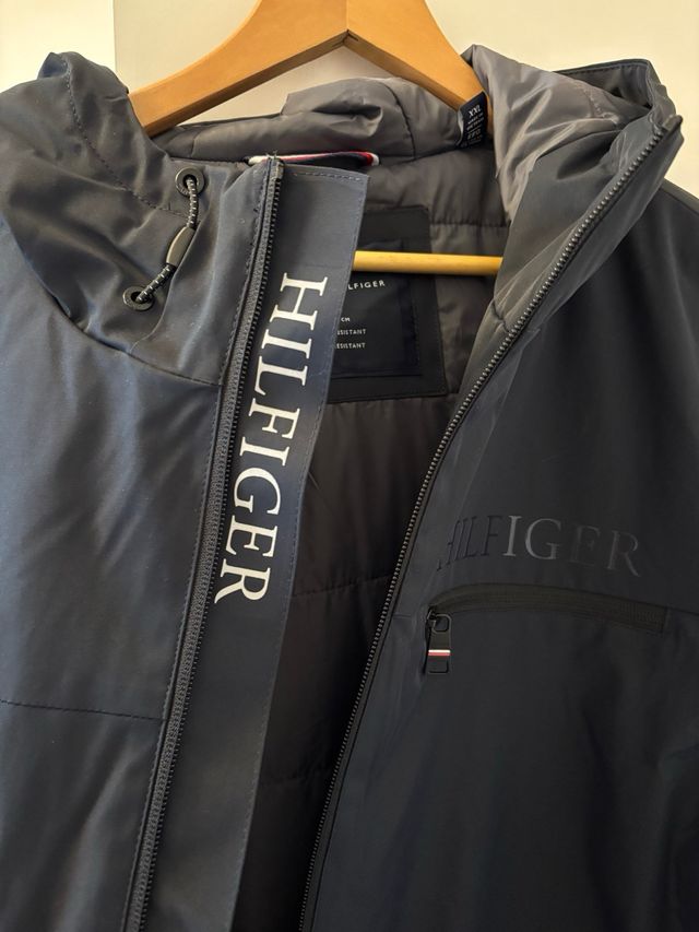 Chaqueta Tommy Hilfiger viento y lluvia