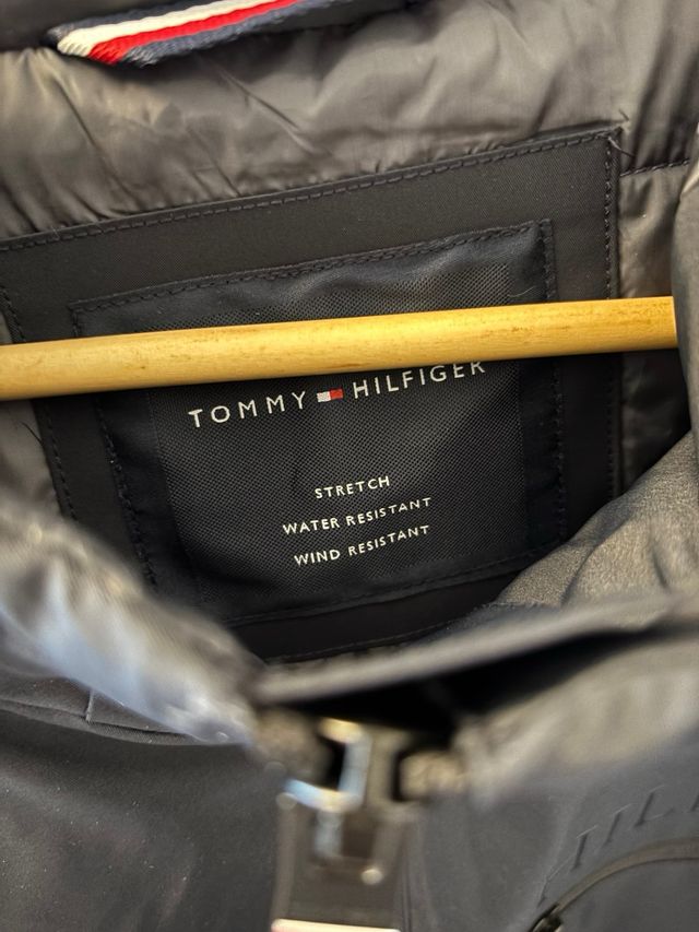Chaqueta Tommy Hilfiger viento y lluvia