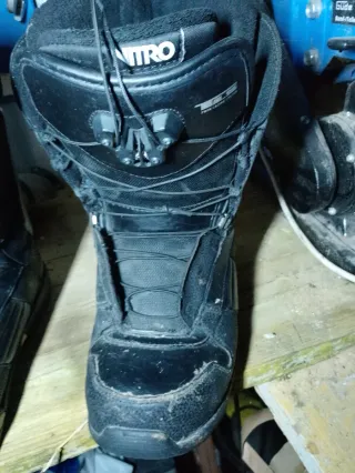 Botas snowboard Nitro 42 .