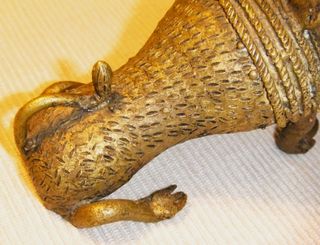 FIGURA DE LEÓN, ARTE ÉTNICO AFRICANO