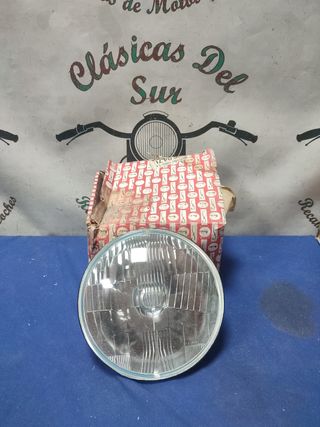 Seat 1500 faro delantero 