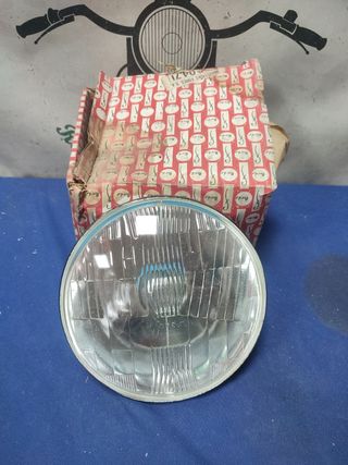 Seat 1500 faro delantero 