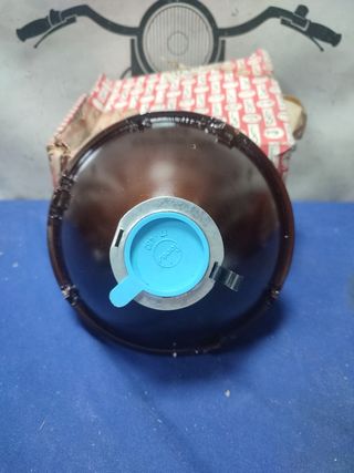 Seat 1500 faro delantero 