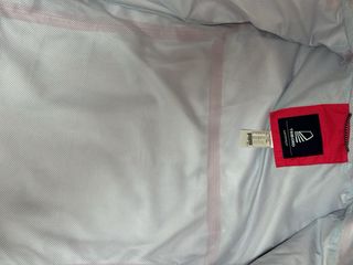 ChaquetaTribord impermeable. 
Talla M.
Fucsia.