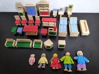 Casitas de muñecas de madera