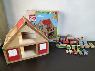 Casitas de muñecas de madera