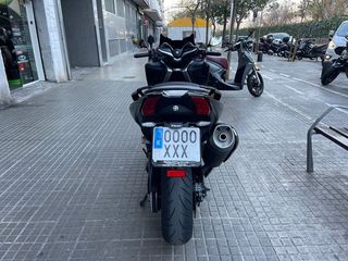 YAMAHA T-MAX 530 DX NEGRO MATE