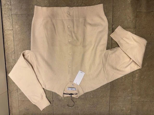 bomber jersey de punto. Mango. talla M.