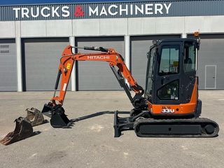 MINI EXCAVADORA DE GOMAS HITACHI ZX 33 U.