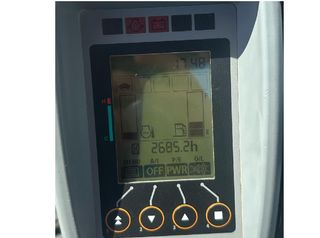 MINI EXCAVADORA DE GOMAS HITACHI ZX 33 U.