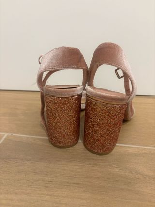 Sandalias fiesta rosa