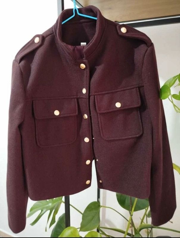 Chaqueta burdeos
