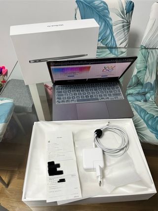MacBook Air M1 1TB y 16GB