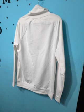 Sudadera fina de cuello alto. Unisex