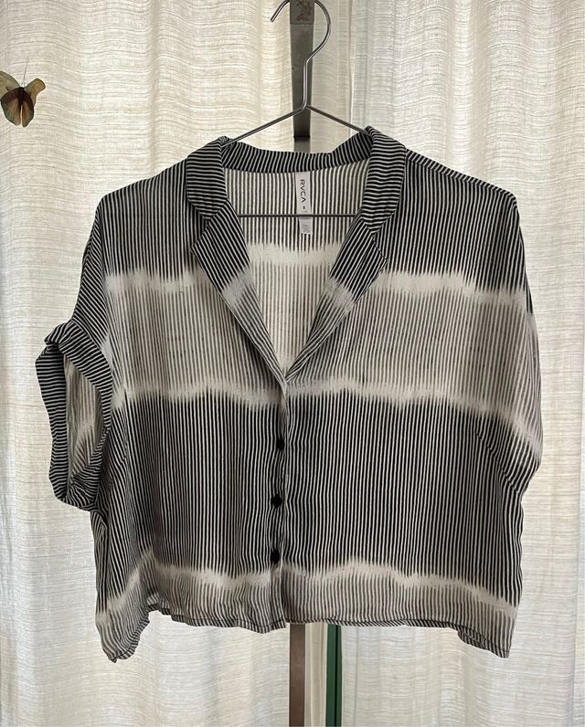 Camisa mujer blanca/negra Rvca T. S