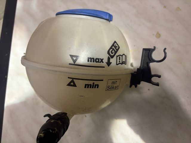 Botella refrigerante vag