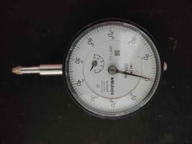 Reloj comparador + peana magnetica + calibre