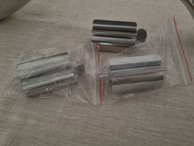 Exprimidor cremas acero