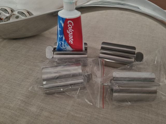 Exprimidor cremas acero