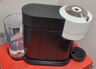 Cafetera Nespresso Vertuo Next