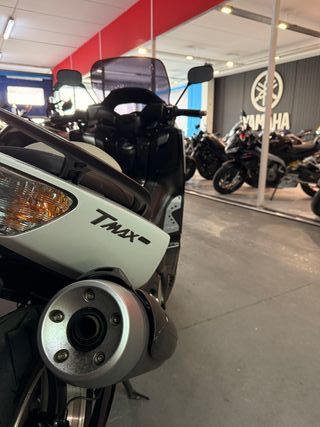 Yamaha TMAX White Max 2010
