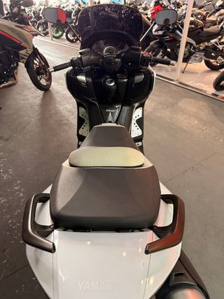 Yamaha TMAX White Max 2010