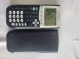 Calculadora Gráfica TI-84 Plus
