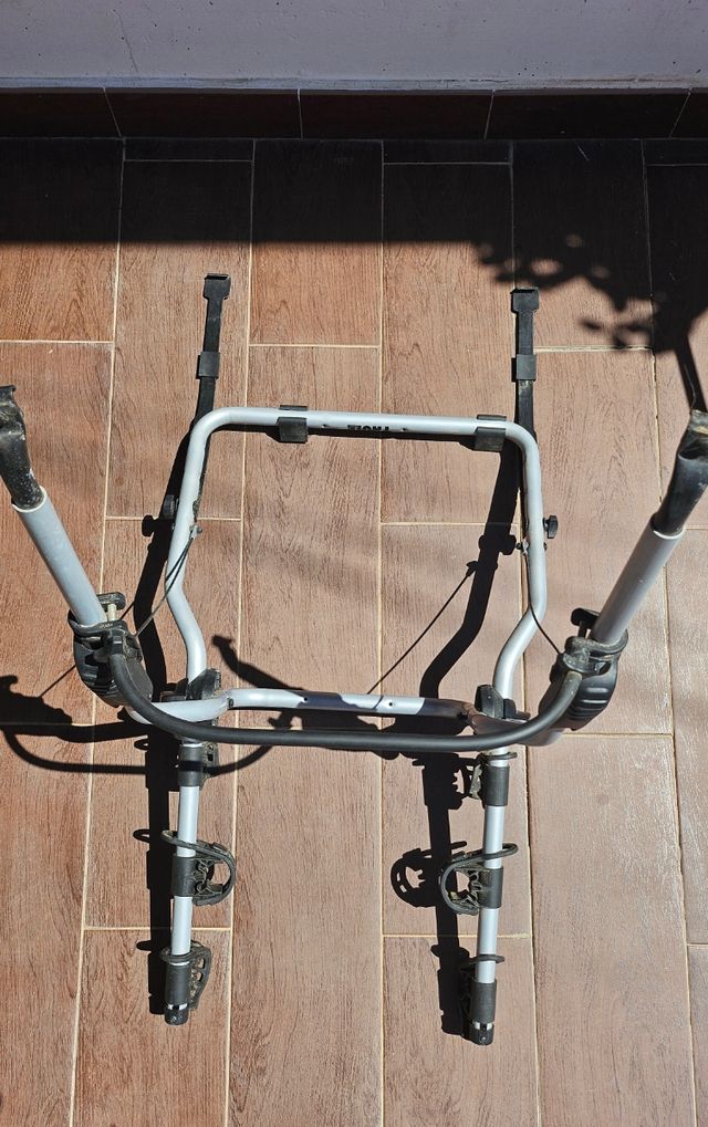 Portabicicletas de maletero Thule
