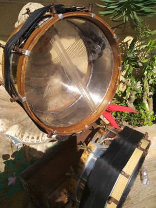 Dos  2  tambores  percusión