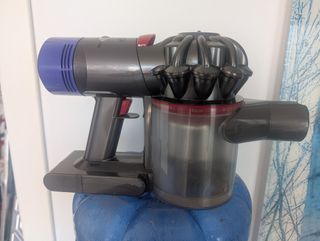 Dyson V8 aspirador