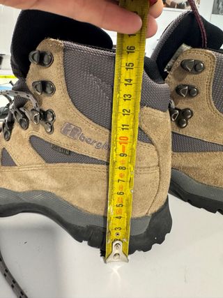 Botas montaña mujer. 