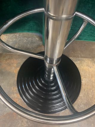 TABURETE ALTO METAL CON ASIENTO GIRATORIO