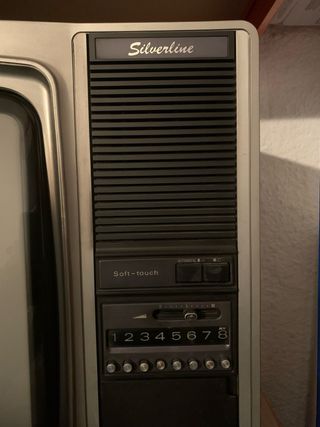 Televisor antiguo Sanyo Silverline