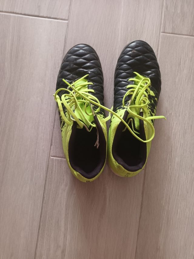 Botas de fútbol sala talla 42