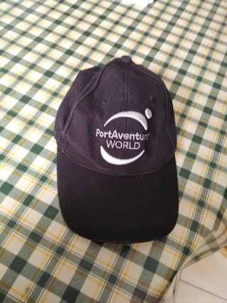 Gorra PortAventura World negra