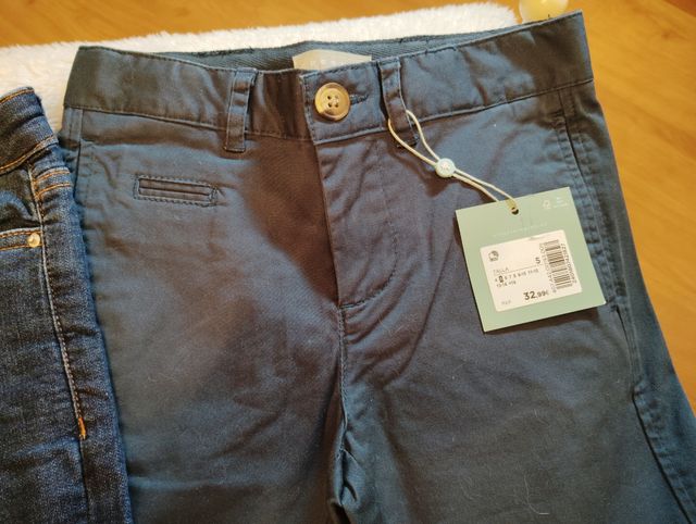 Dos pantalones niño de Coconut y kids T 5/6