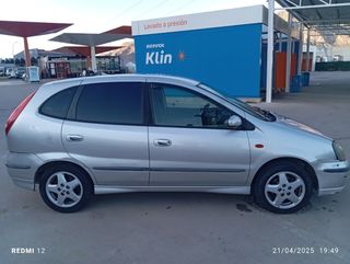 Nissan Almera Tino 2.2 Di Ambience