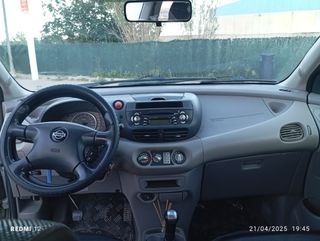 Nissan Almera Tino 2.2 Di Ambience