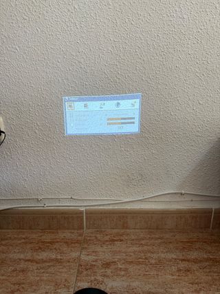 Proyector LG profesional tiro corto